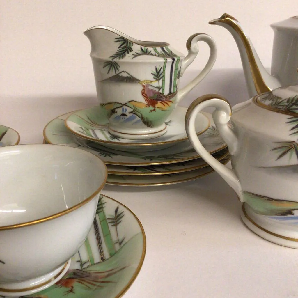 15pc. Kutani Birds of Paradise Tea Set