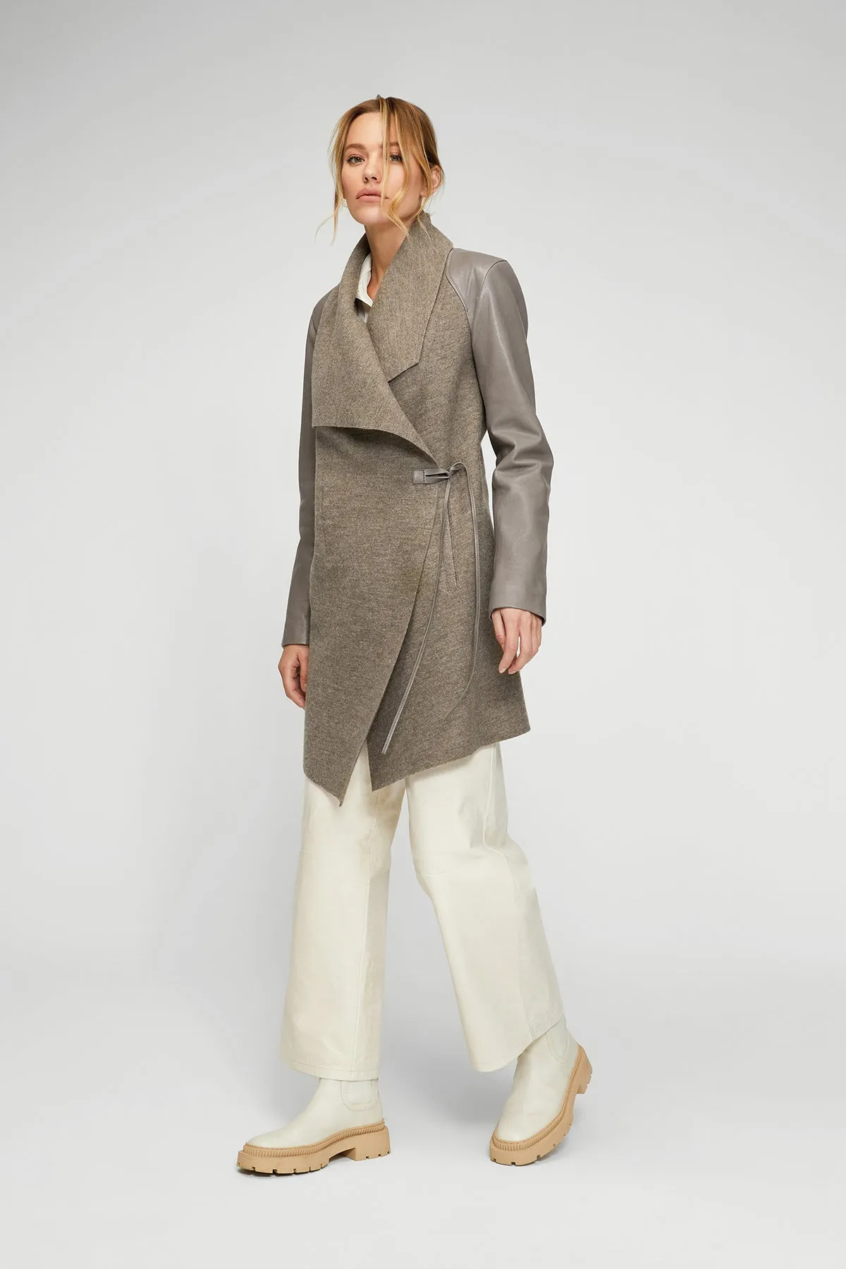 Faith - Nude Wool Coat