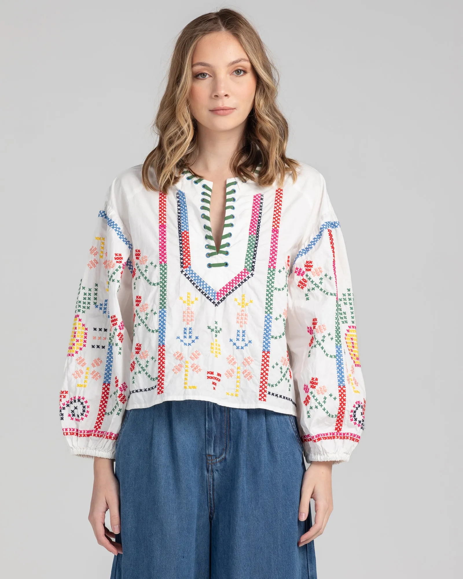 Mia Embroidered Top - White