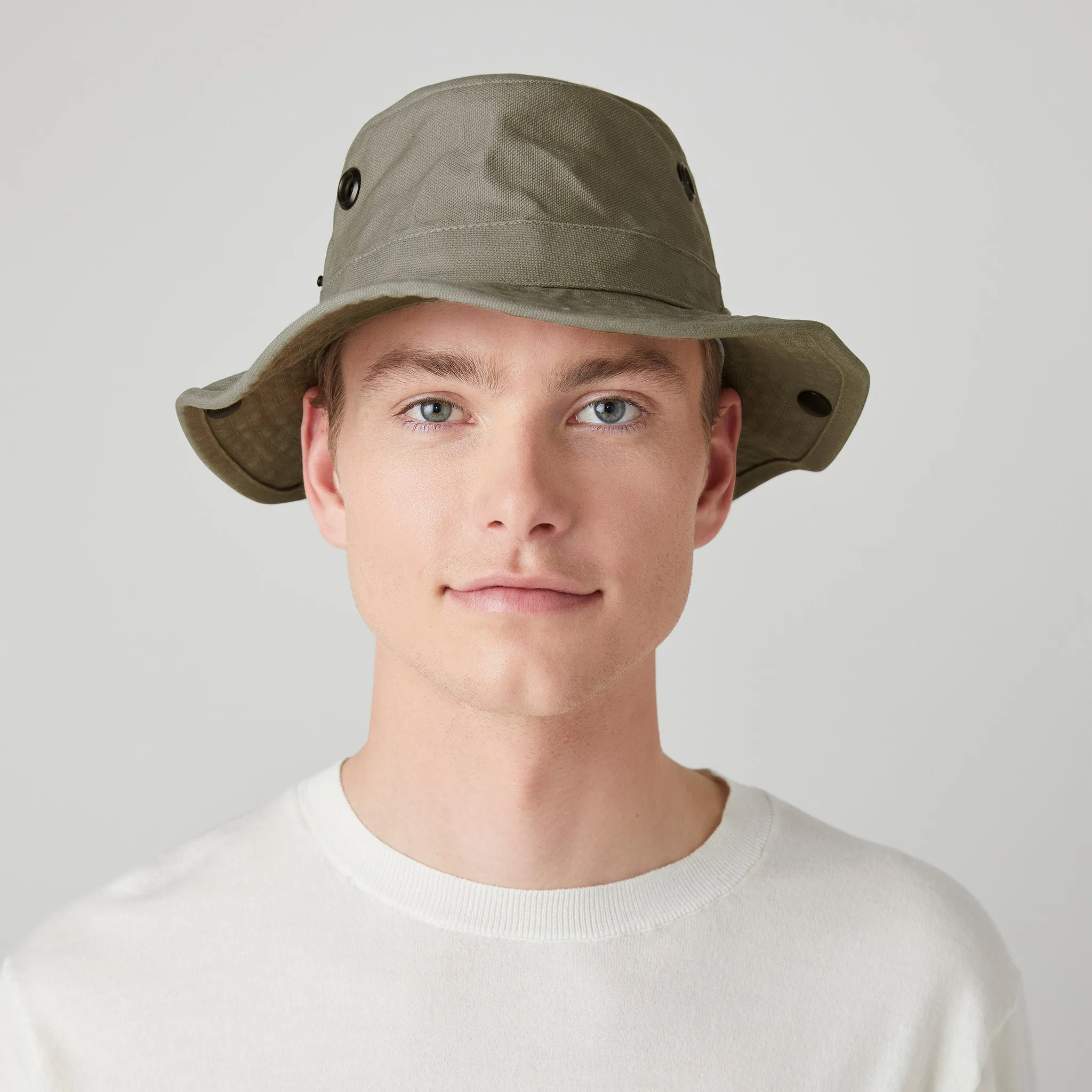 T3 Vintage Wanderer Hat